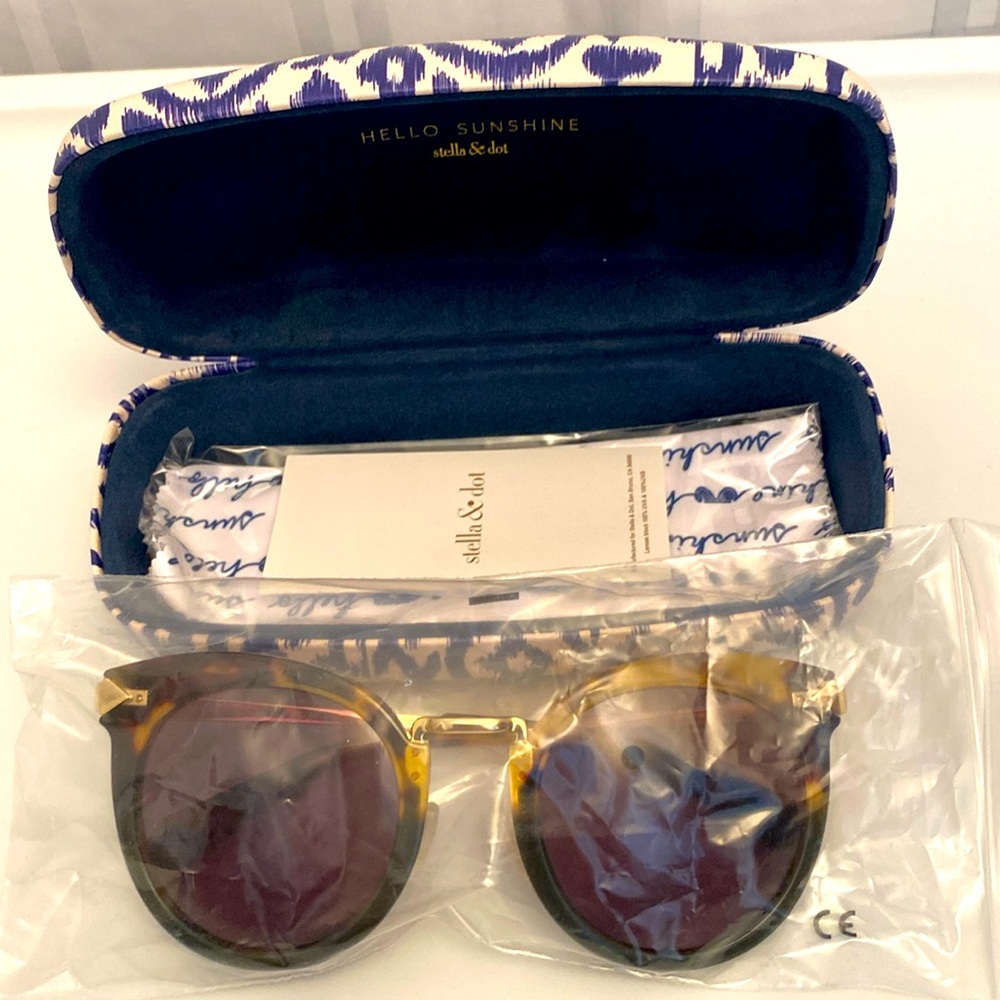 Stella & Dot Wesley Cat Eye Tortoise Shell and Gold Wire Frame Sunglasses NWOT